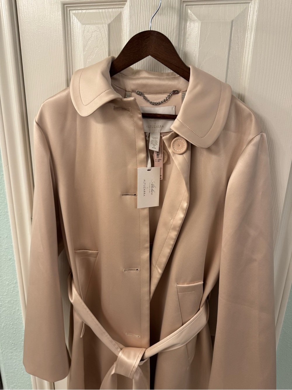 Victoria's Secret, Atelier collection, Blush Cream Trench Coat with Belt.